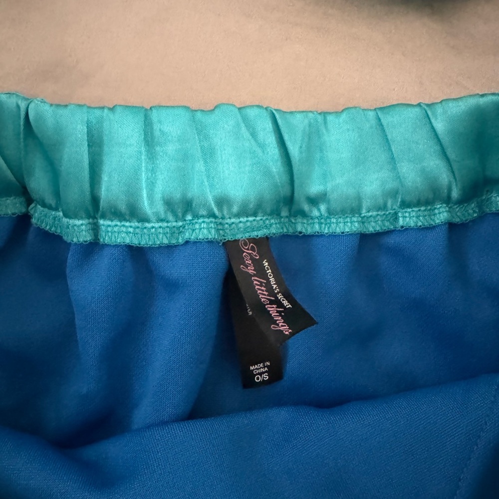 RARE Victoria's Secret Sexy Little Things Flight Attendant Halloween Costume - Picture 3 of 3